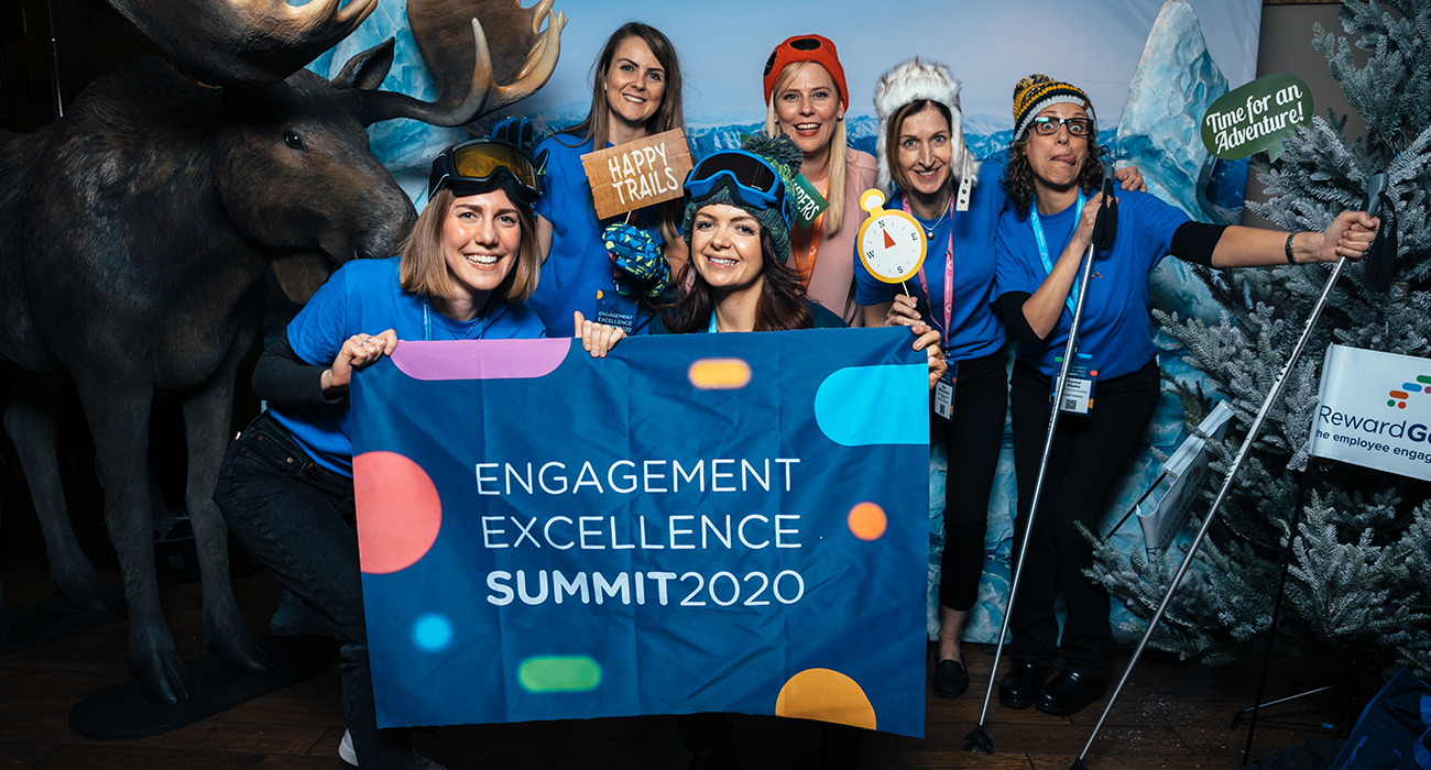 summit-flag